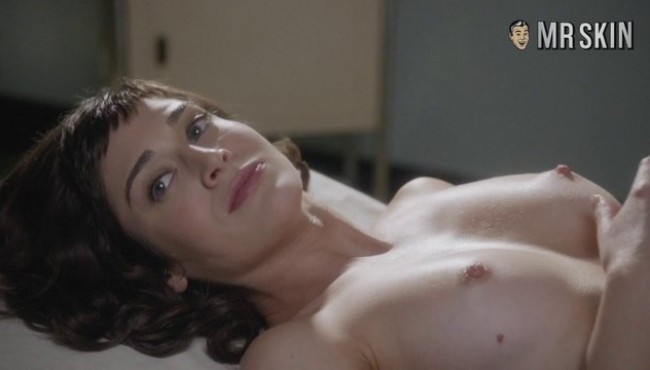 Naked Lizzy Caplan Is Pure Magic Adult Candy