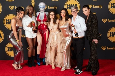 Ana Foxxx Scores 3rd XMA for Best Sex Scene - All Girl