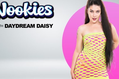 Daydream Daisy Brings the Noise to Nookies
